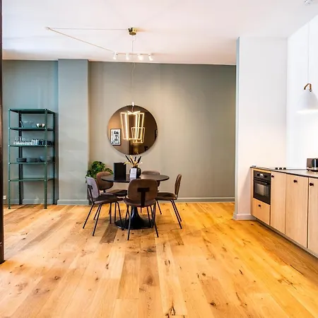 Apartman Redecorated Luxury Home In Center
