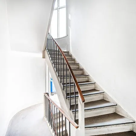 Redecorated Luxury Home In Center Apartman